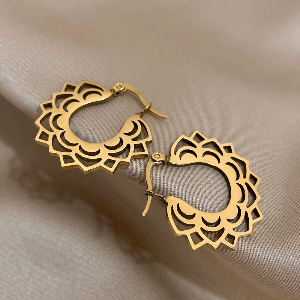 Stainless Steel Vintage Hollow Ethnic Mandala Lotus Flower Hoop Earring Gold Color Geometric Huggies Earring for Women