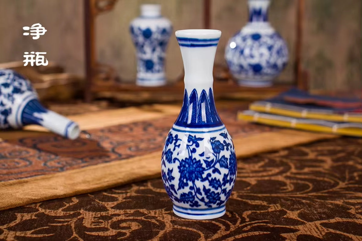 Small Chinese Flower Vase for Home Vintage Blue and White Porcelain Vase Ceramic Flower Vase Decoration Antique Traditional